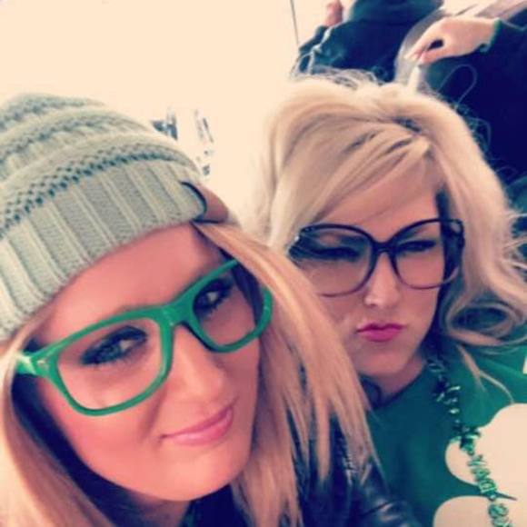 Meet your Posher, April - Picture 1 of 1