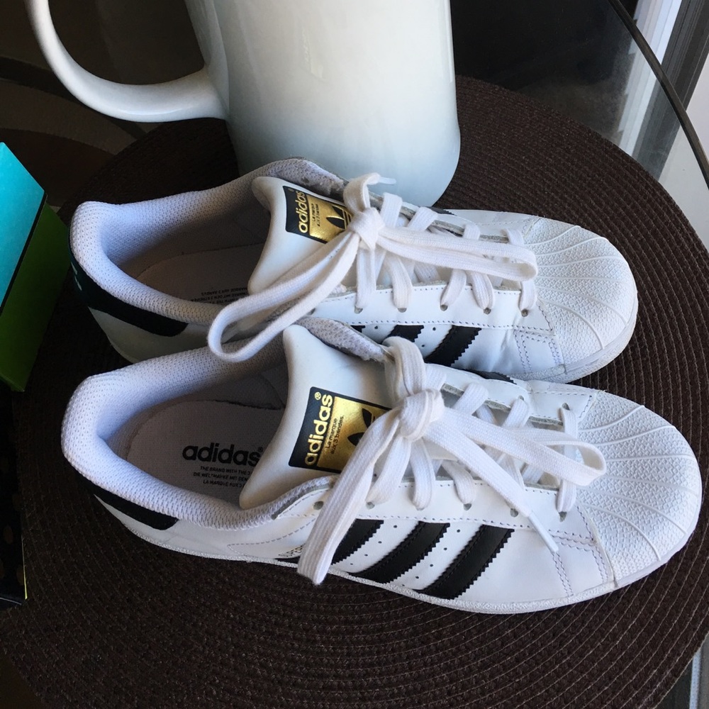 Adidas Superstars!!