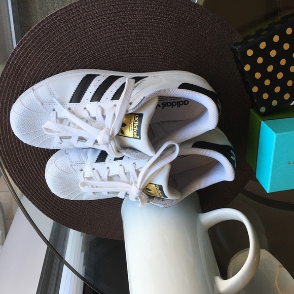 Adidas Superstars!! - Picture 5 of 6