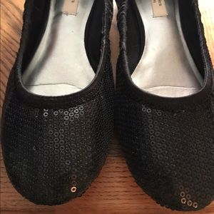 Simply Vera-Vera Wang black sequence flats