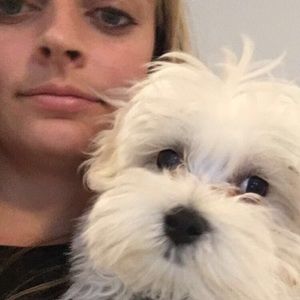 Meet your Posher, Claire