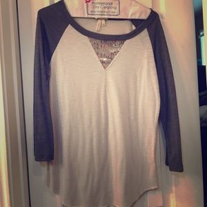 3/4 sleeve shirt with sequin