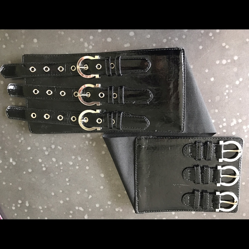 Wide black patent belt