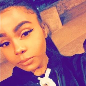 Meet your Posher, Breana