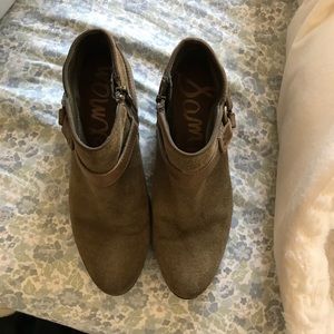 Sam Edelman forest green ankle boot