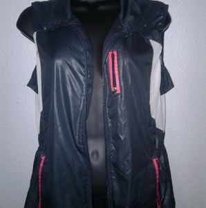 Danskin now vest