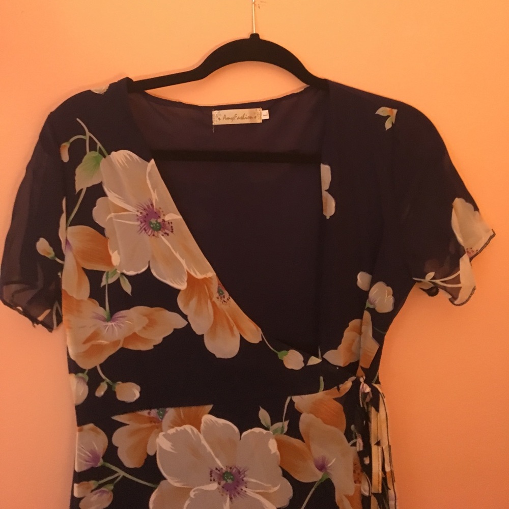 Floral wrap dress NWOT