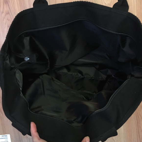 Victoria Secret sequined bag. - Picture 3 of 3