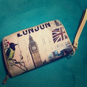 Pretty London Wristlet wallet