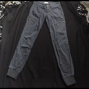 Adorable & NWOT! Industrial Jogger Cargo Pant 👽