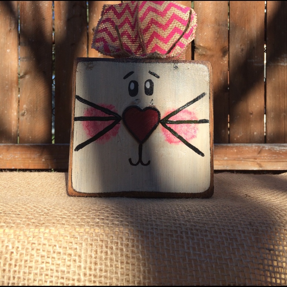 Primitive easter bunny decoration