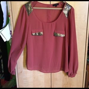 Burnt orange long sleeve top with sequence