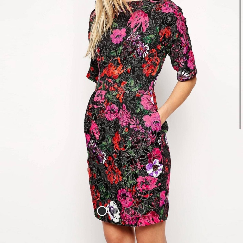 🆕ASOS mini wiggle dress in bright floral jacquard