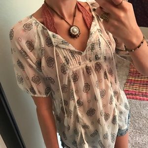 Short Sleeve Patterned Blouse
