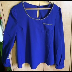 Blue long sleeve shirt