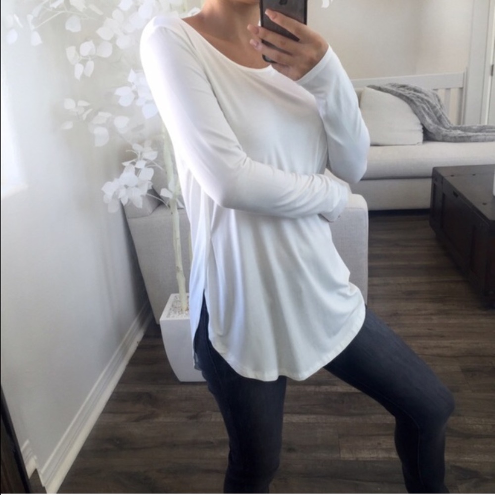 🆕Ivory Classic Staple LS