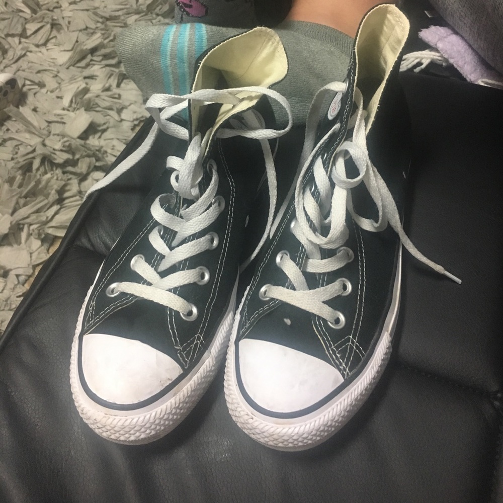 Black high top converse