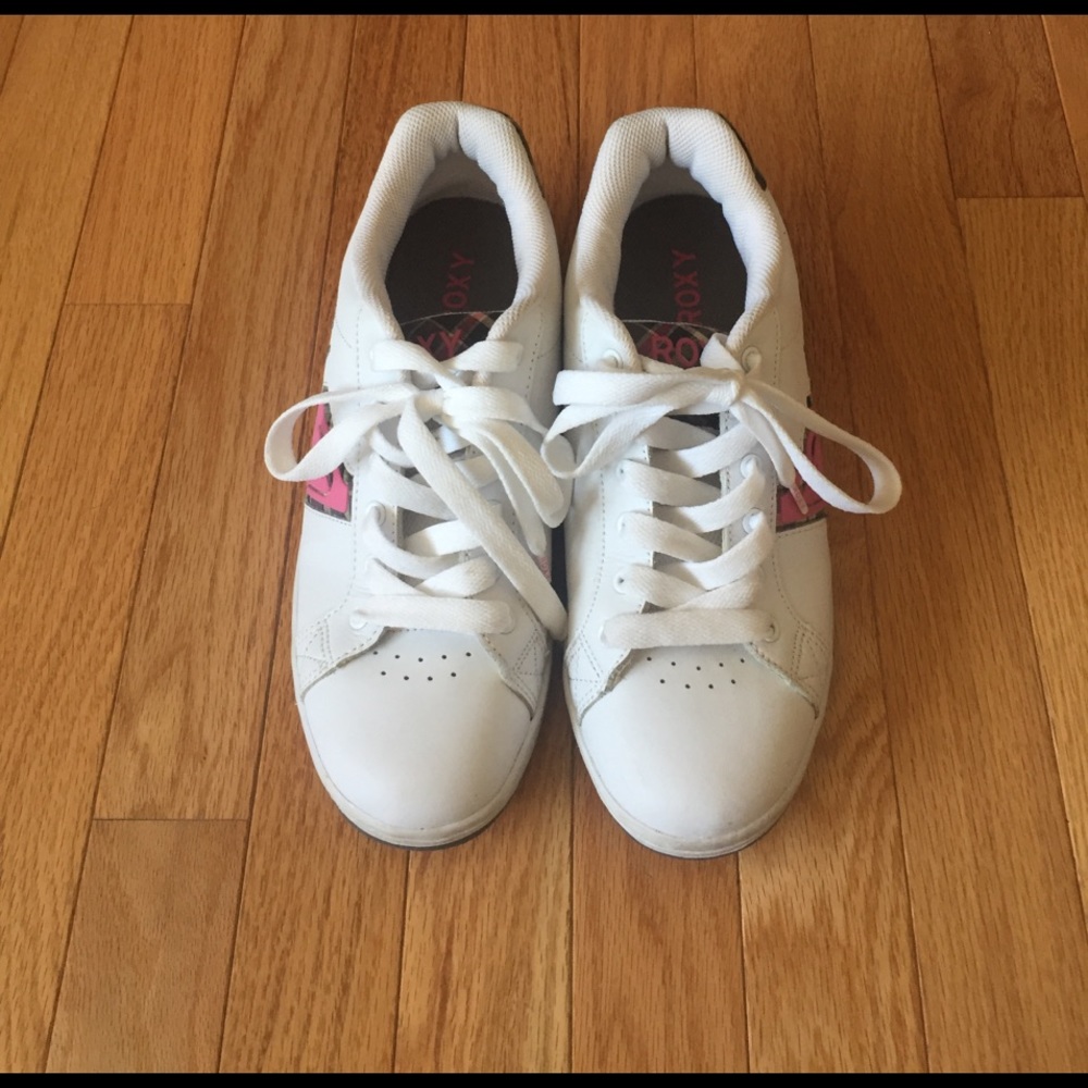 Roxy sneakers