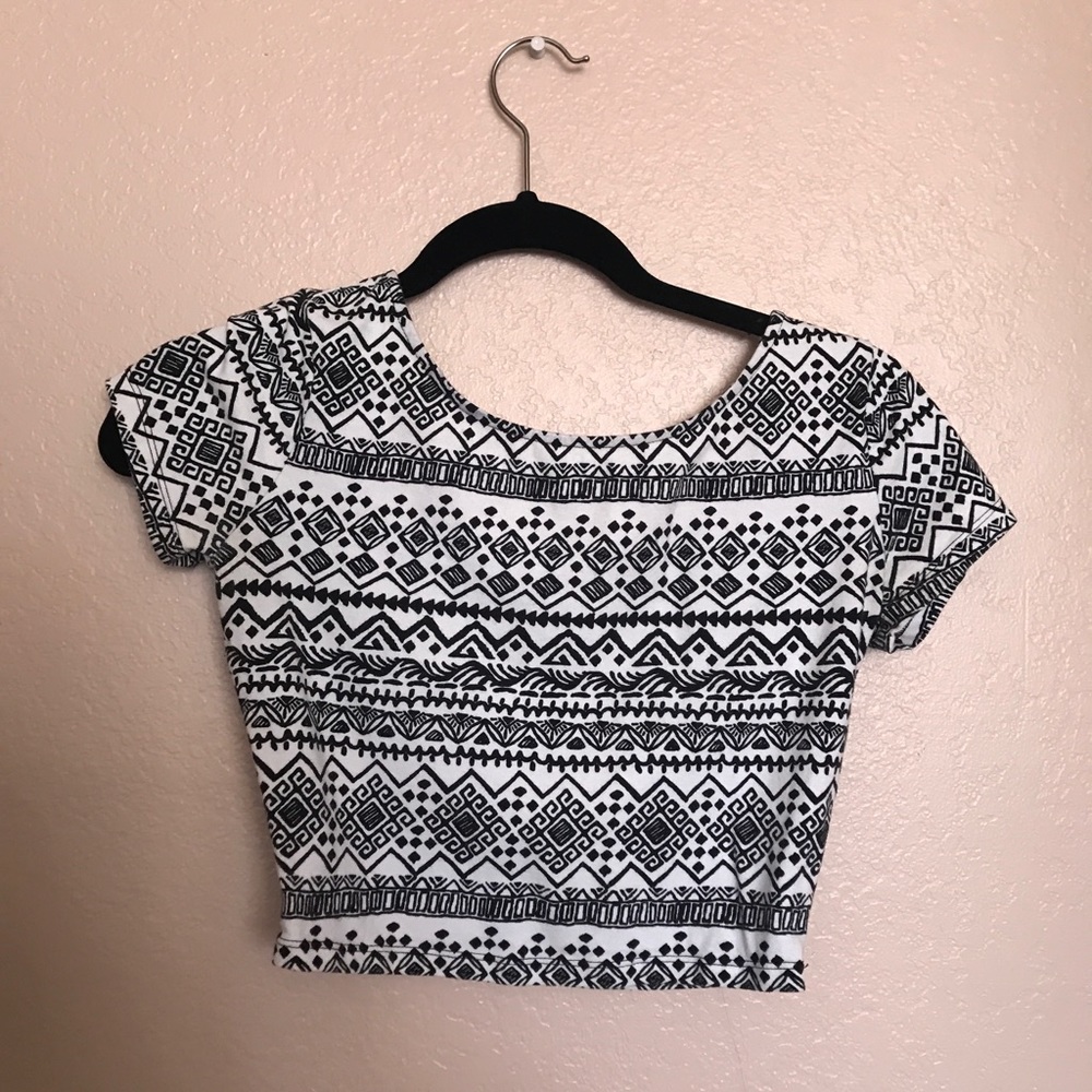 Crop top bundle - Picture 6 of 7
