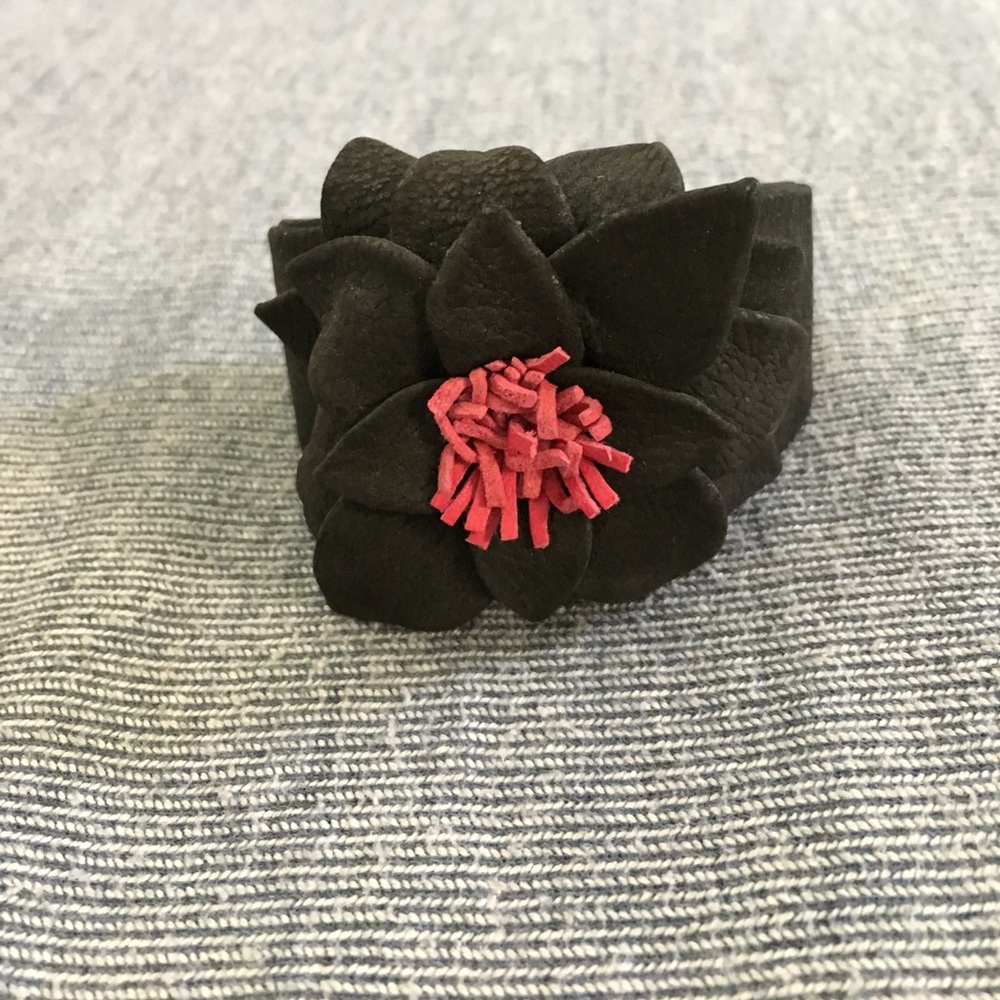 Leather bracelet