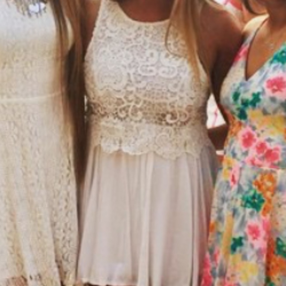 White lace dress
