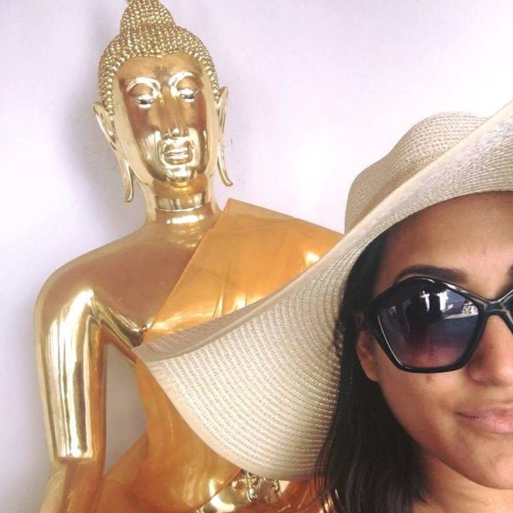 Meet your Posher, Abbey