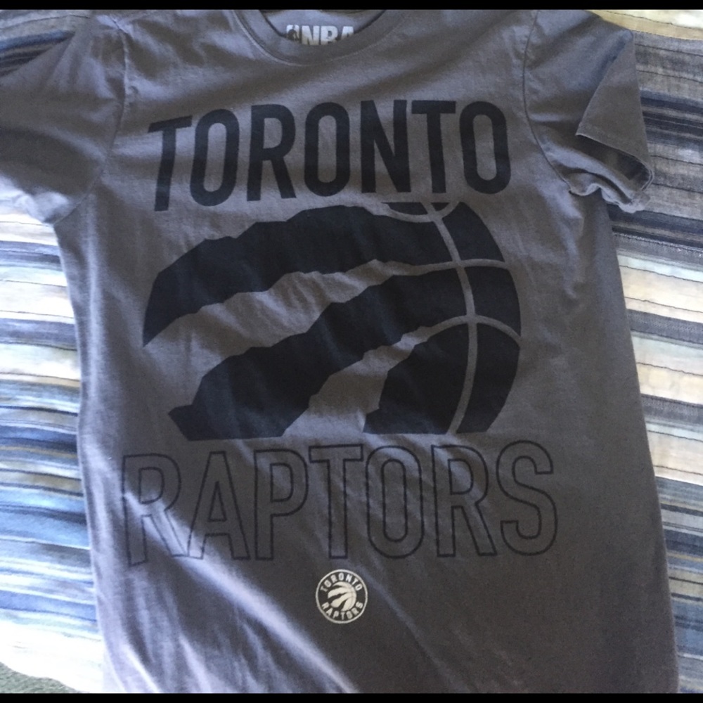 NBA Toronto Raptors Shirt Medium