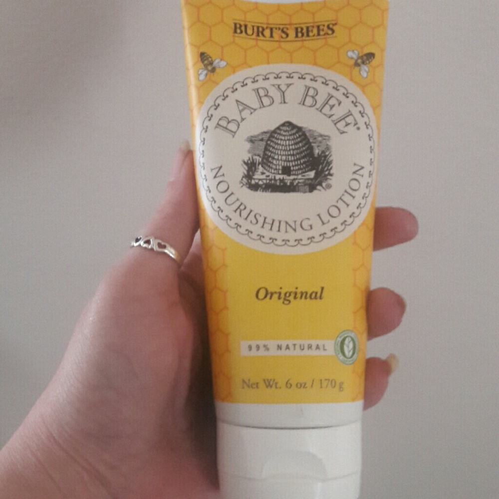 Burts bees baby lotion
