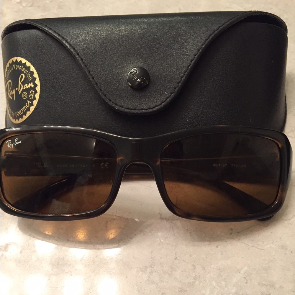 Ray bans