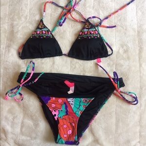 Victoria's Secret Jeweled Bikini 🏄🏻‍♀️🌸