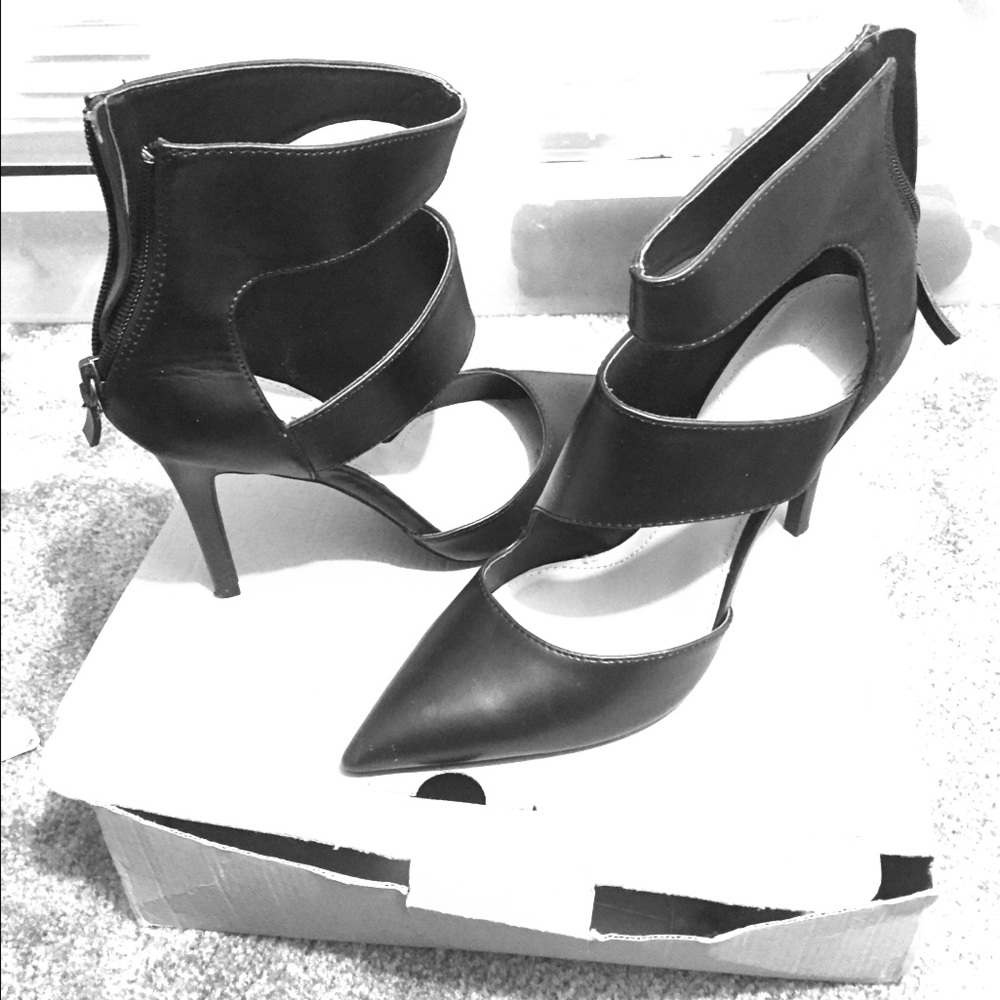 Zara Cutout Booties ‼️Price Lowered‼️