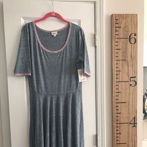 BRAND NEW WITH TAGS LULAROE NICOLE SZ L