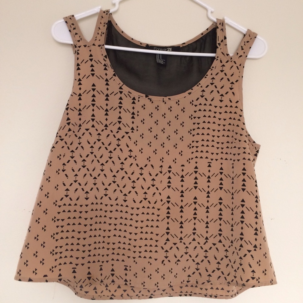 Mesh Pattern Crop Top