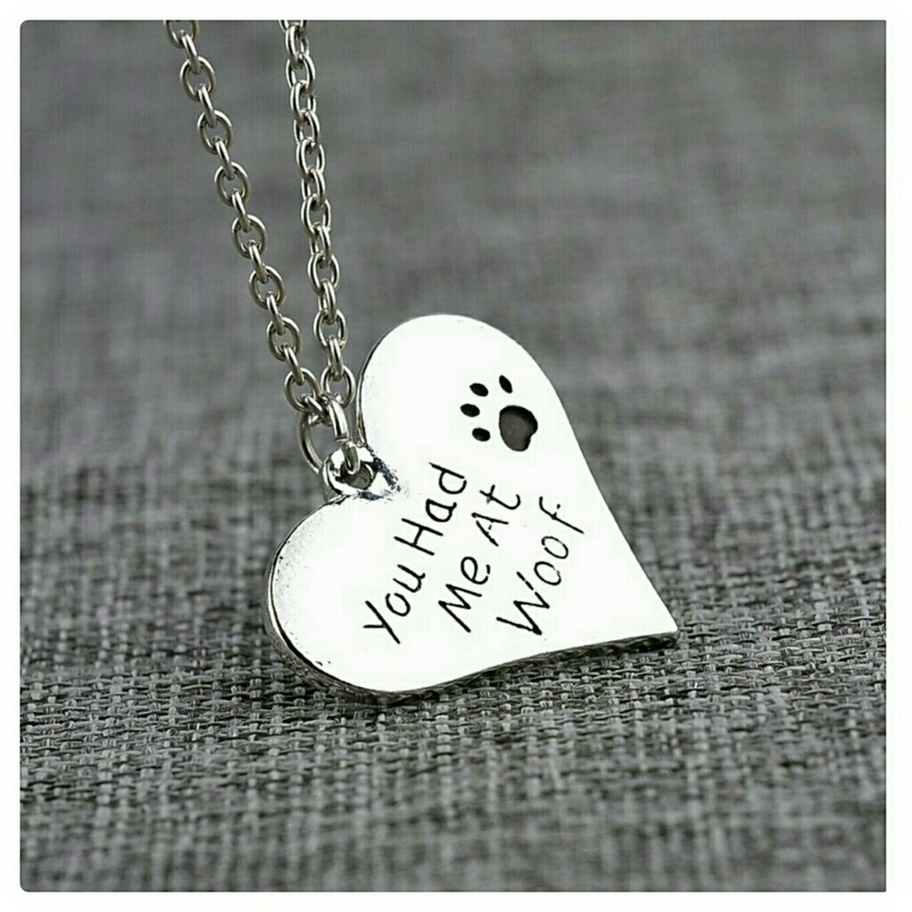 🎈LAST ONE 🎈Heart Pet Pendant Necklace NWT - Picture 2 of 3