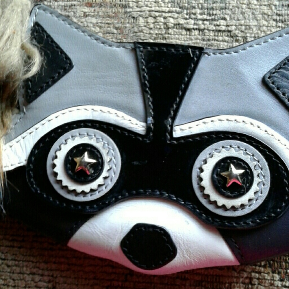 KateSpade small racoon purse with tail - Picture 1 of 1