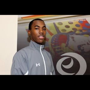 Meet your Posher, Dennis