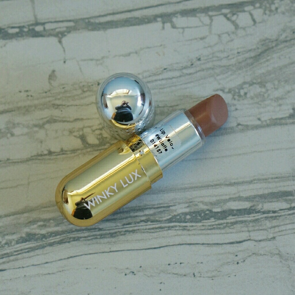 Winky Lux Latte Lip Velour