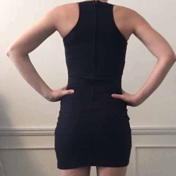 Dress - Picture 2 of 4