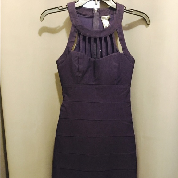 Dress - Picture 3 of 4