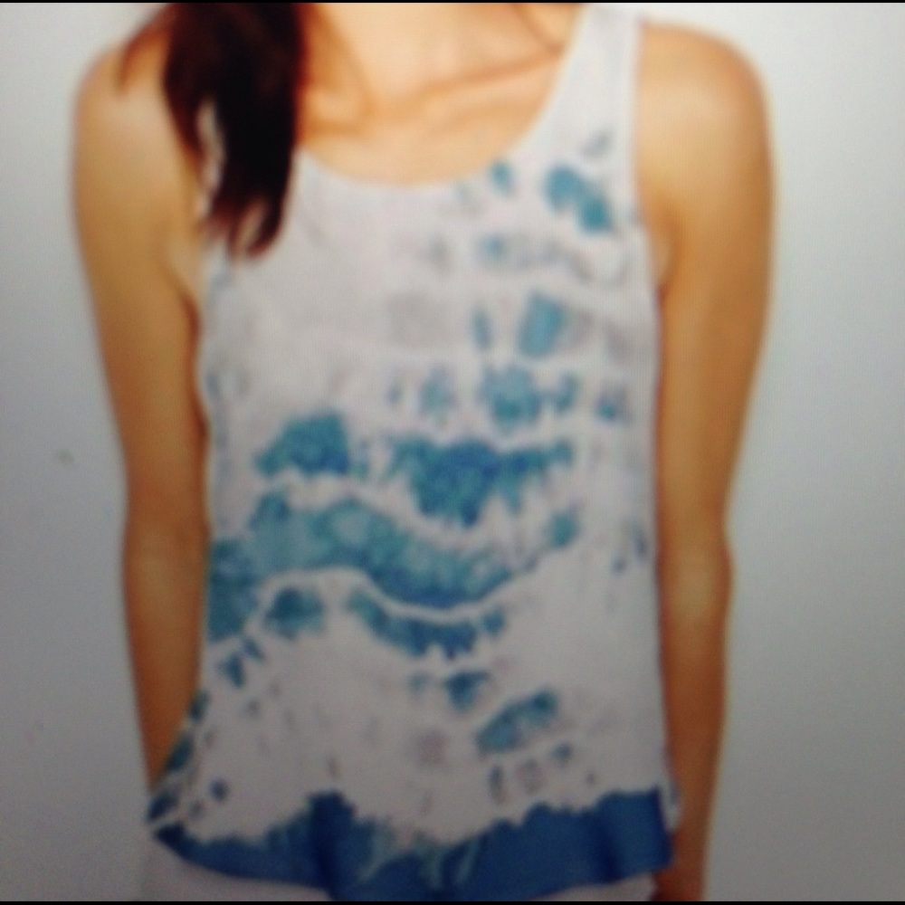 Rachel Roy flirty top