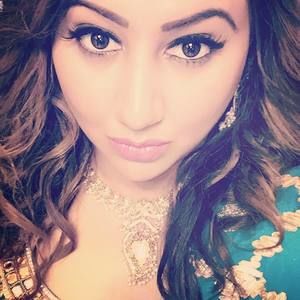 Meet your Posher, Rosy