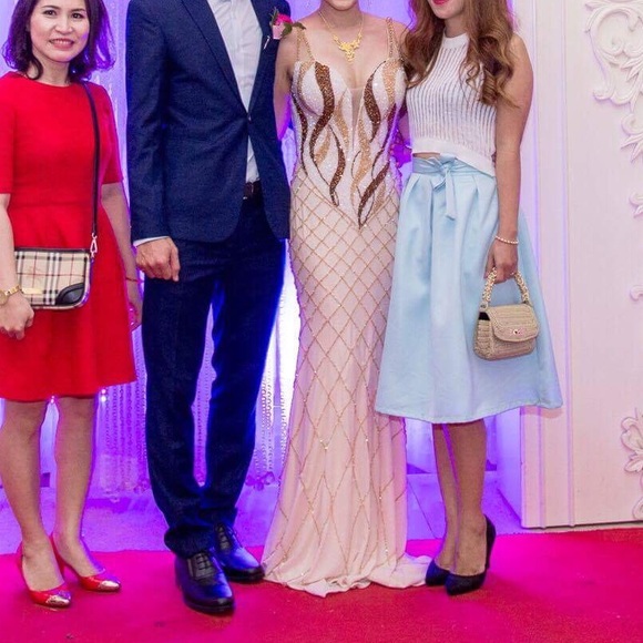 Prom dress - Picture 4 of 4