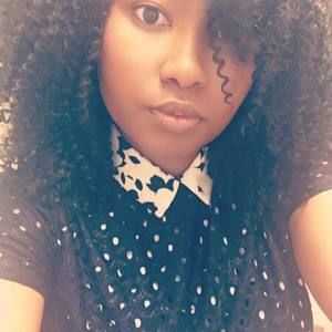 Meet your Posher, Cassandra