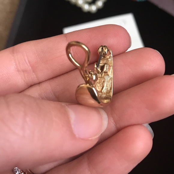 Premier Designs Gold Earrings - Picture 3 of 3