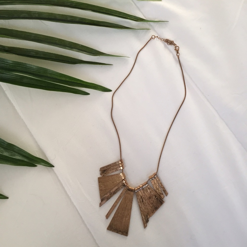 Urban outfitters gold necklace