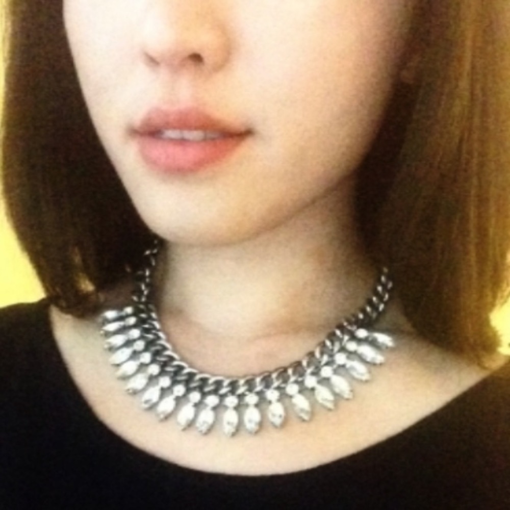 Forever 21 Rhinestone Silver Chain Necklace
