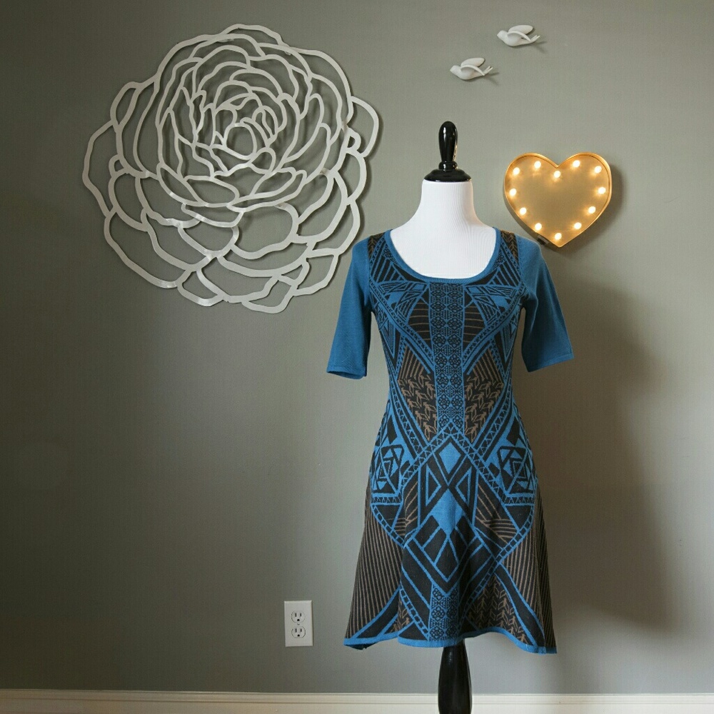 Geometric Print Sweater Dress