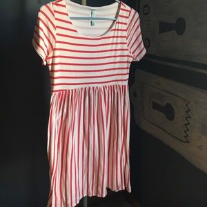 NWOT striped dress with pockets!