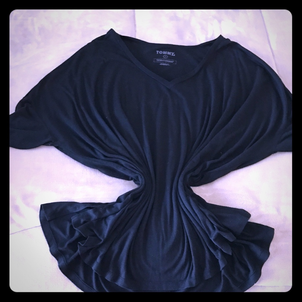2 oversized tees shirts