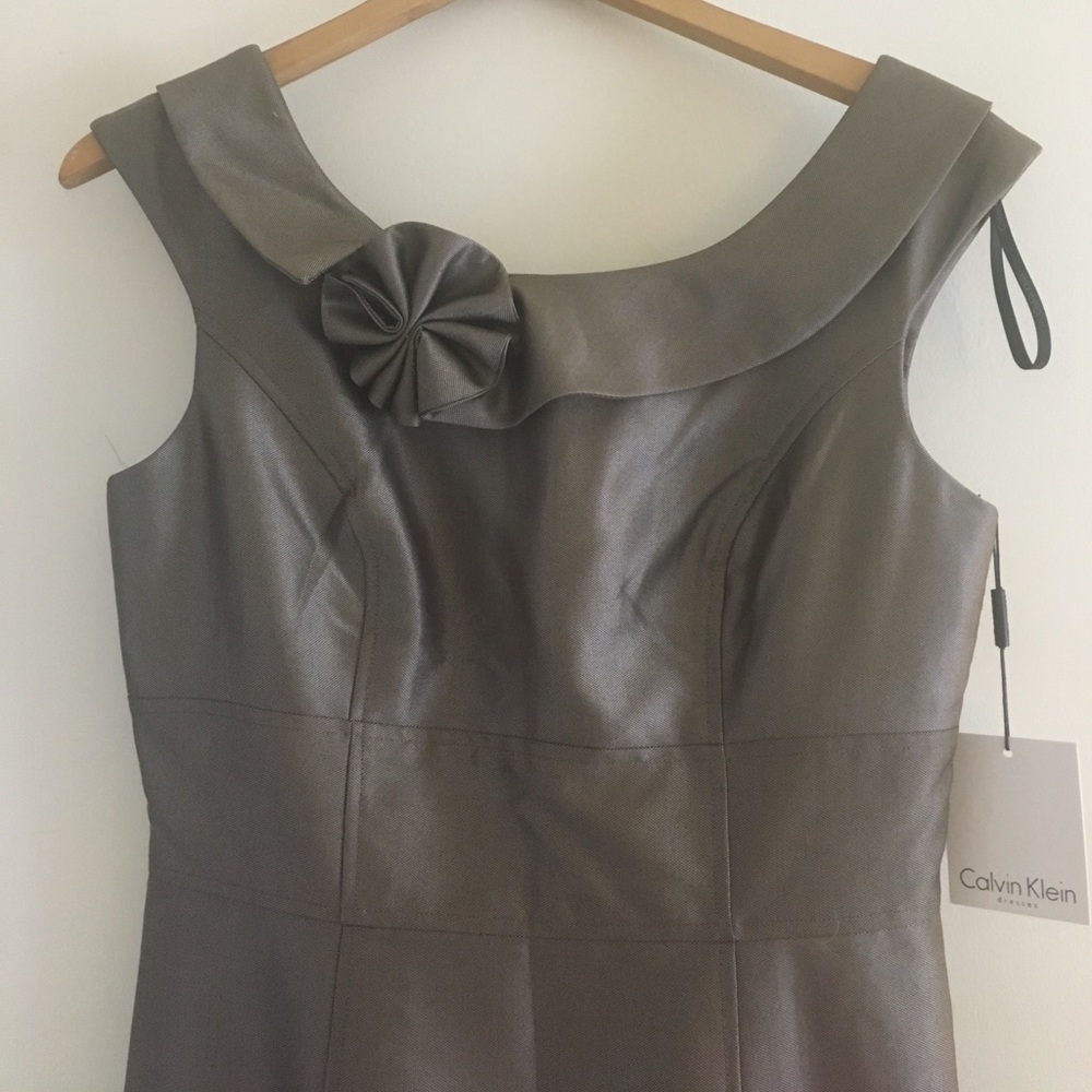 Calvin Klein Taupe elegant dress